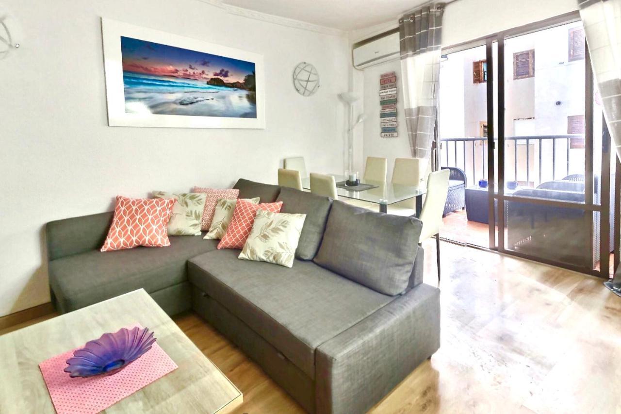 Apartment With Pool & Balcony Less Than 10Min Walk To La Mata Beach! Torrevieja Buitenkant foto